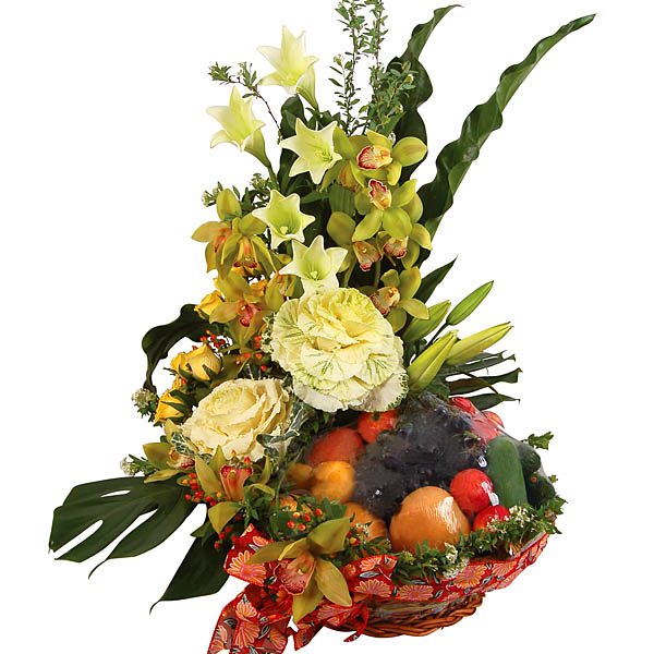 Fruit Basket Malaysia - Garden Fresh fruit flower bouquet basket | FruitoGift