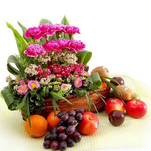 Fruit Bouquet Malaysia - Fruity Treat flower fruit basket | FruitoGift