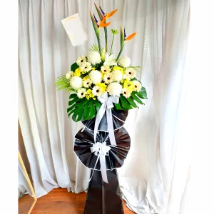 Condolence Flower Ipoh - Gentle Sympathy Funeral Wreath CD44 | FruitoGift